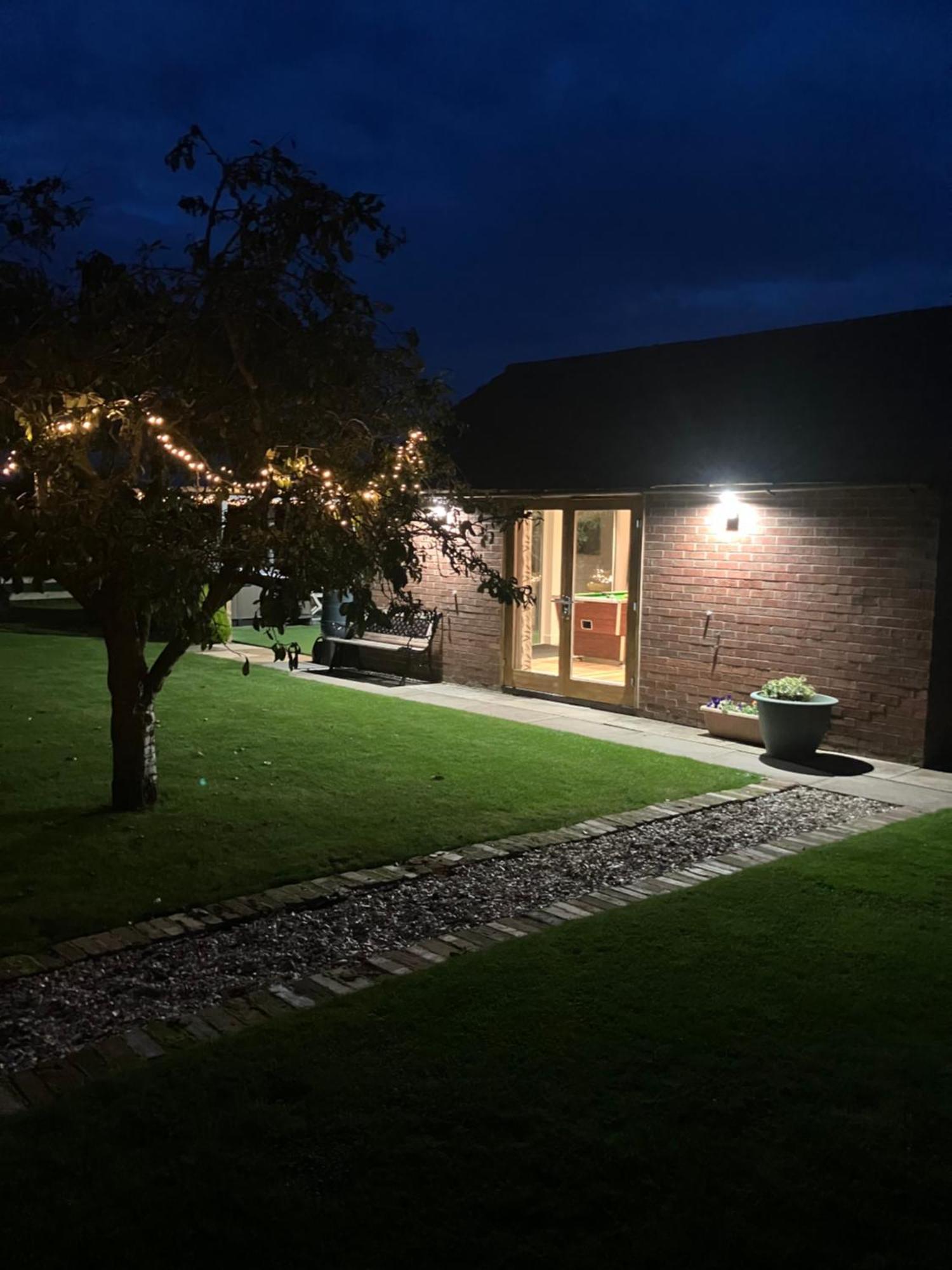 Old Chapel House Tetney Lock Villa Grimsby Esterno foto